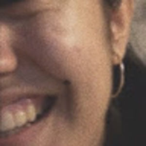 Meet your Posher, Ester